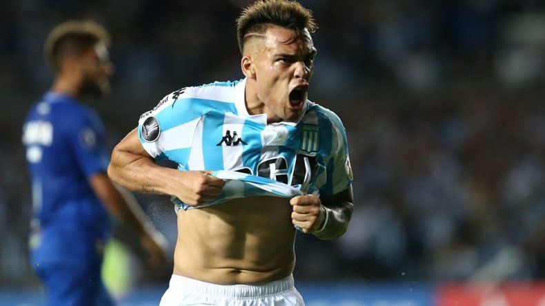 Martínez firmó su contrato con Inter y se despidió de los hinchas de Racing