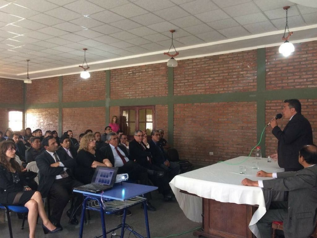 Charla para policias