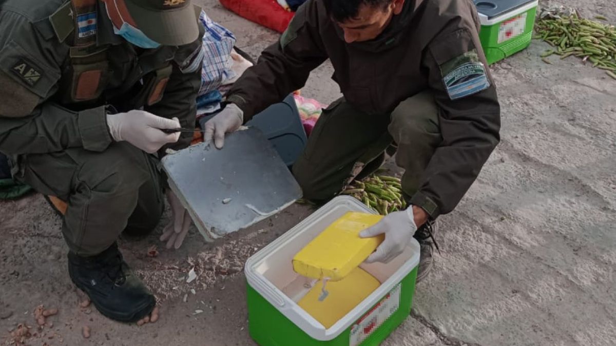 Viajaban de La Quiaca a Purmamarca en remis y con cocaína