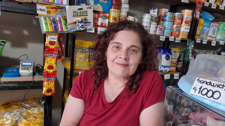 Mónica Carru - vecina comerciante de la pizzeria asaltada  