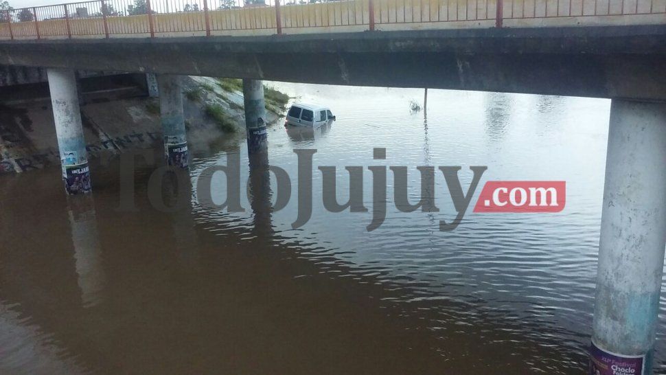 Más de 70 evacuados por las intensas lluvias en toda la provincia