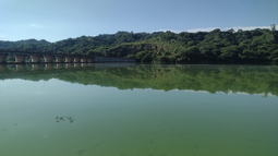 Pesca prohibida en dique Los Alisos.