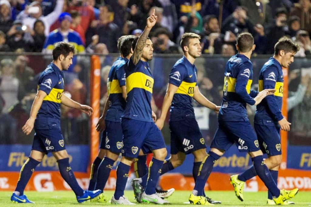 Tevez volvió a marcar para el xeneixe