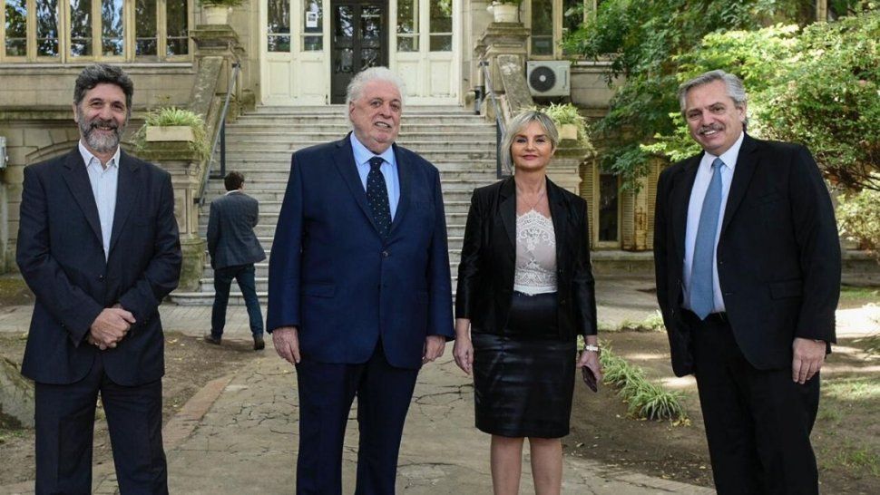 Covid-19: Científicos del Malbrán y un importante avance