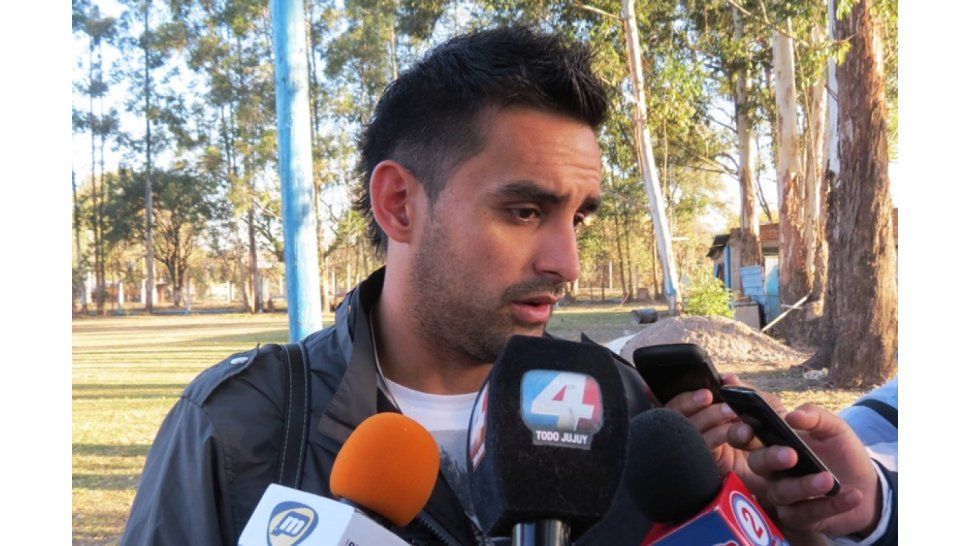 Néstor Espínola