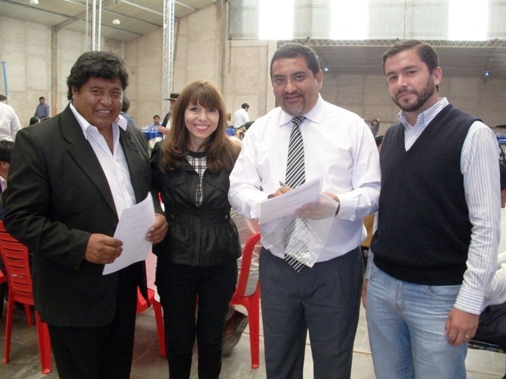 autoridades presentes