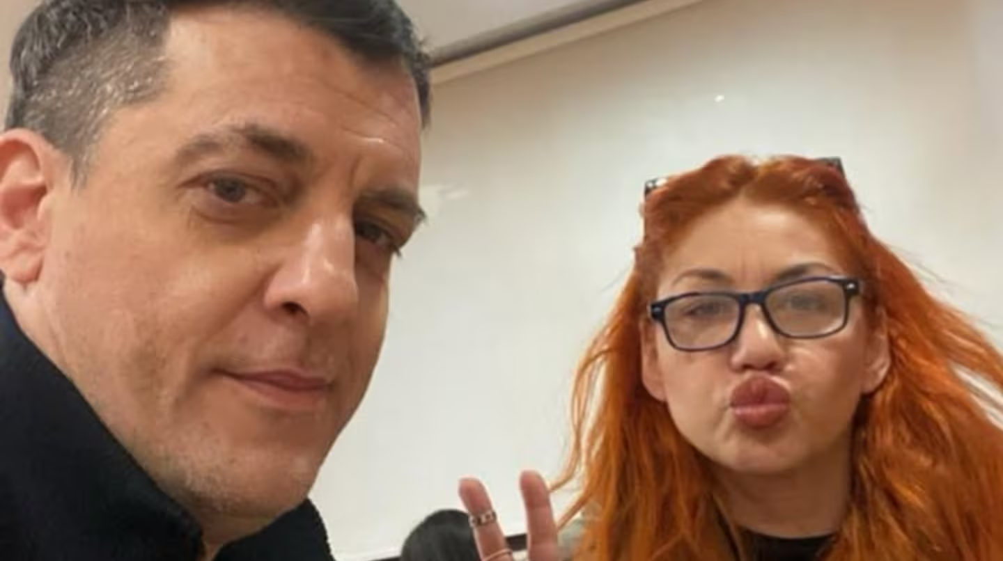 allanaron la casa del novio de lourdes fernandez, lo detuvieron y encontraron a la ex bandana