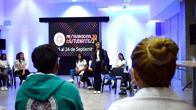 Las candidatas presentaron sus proyectos social-solidario