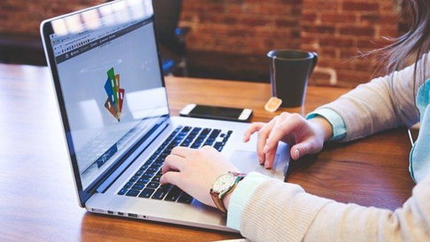 Todo Jujuy | Existe una forma de averiguar si la empresa a la que envías tu Currículum Vitae por correo electrónico lo está recibiendo y viendo varias veces.