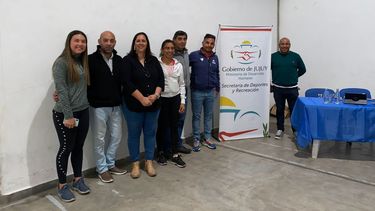 Capacitan en Jujuy a entrenadores y profesores de hockey