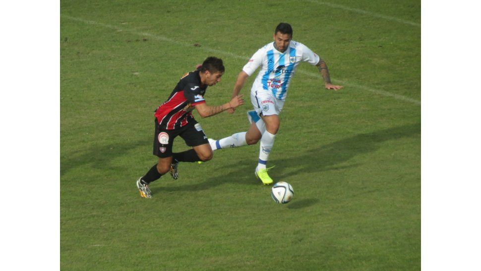 El Lobo venció a Chacarita