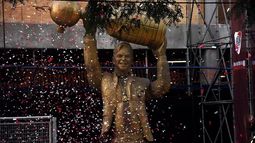 Estatua de Marcelo Gallardo en la puerta de River Plate.