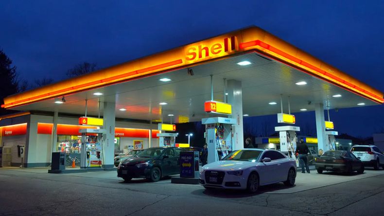 Se confirmó la venta de 894 estaciones de servicio Shell en el país: un grupo suizo pagó USD 1.420 millones. &nbsp;