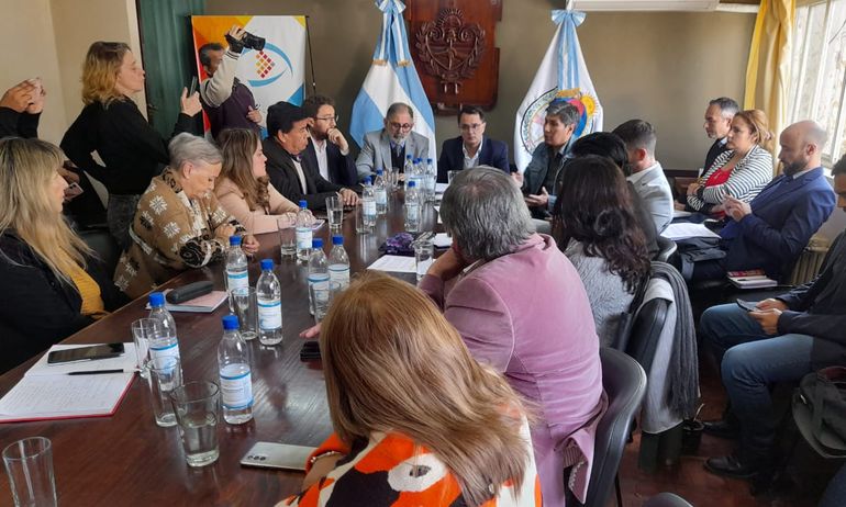 Reunión por los subsidios al transporte Reunión por los subsidios al transporte