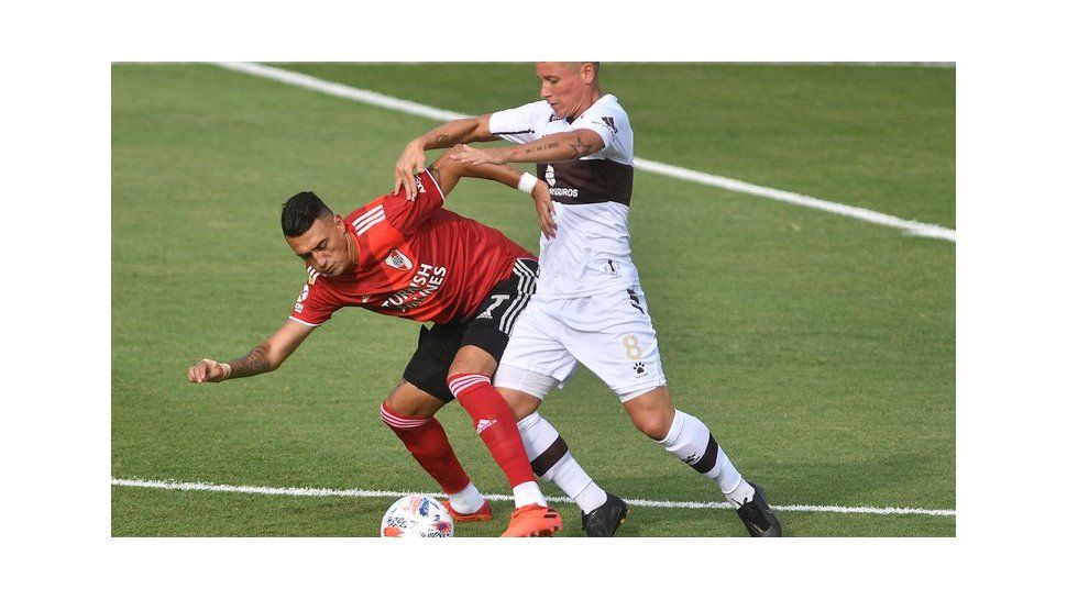 river le gano a platense con un gol de matias suarez