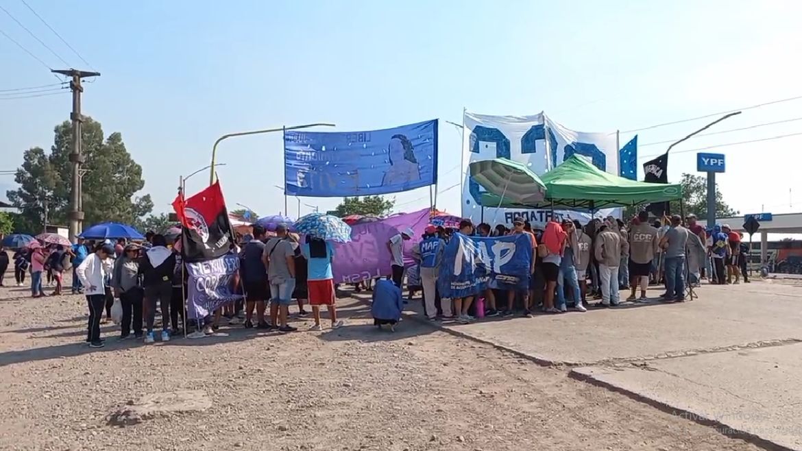 Organizaciones sociales cortaron rutas en Jujuy