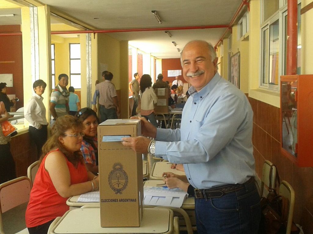 Mario Fiad emitió su voto