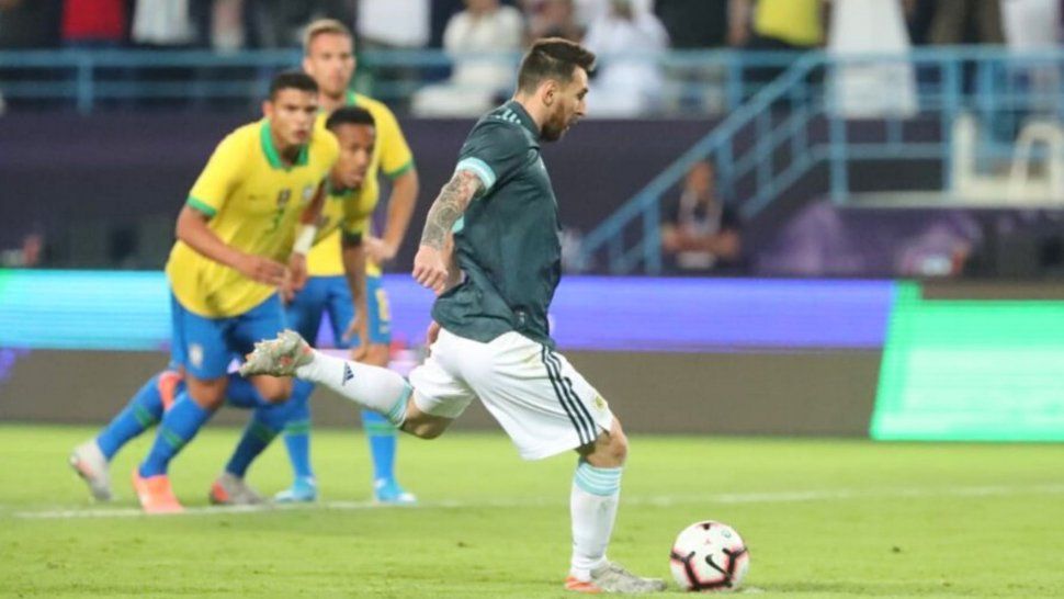 con un gol de lionel messi, la seleccion argentina supero a brasil