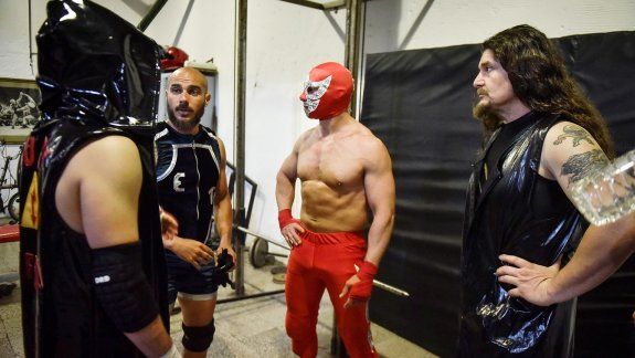 Despues De 17 Anos Vuelven Los Luchadores De Titanes En El Ring