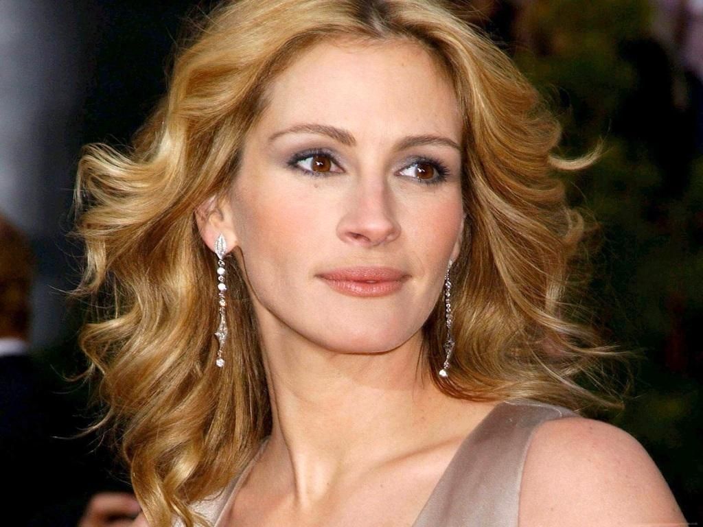 Julia Roberts