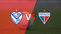Vélez vence a Fortaleza y pasa a Cuartos de Final