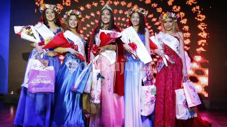 En una noche mágica, Agustina se convirtió en la nueva reina del Comercial 1