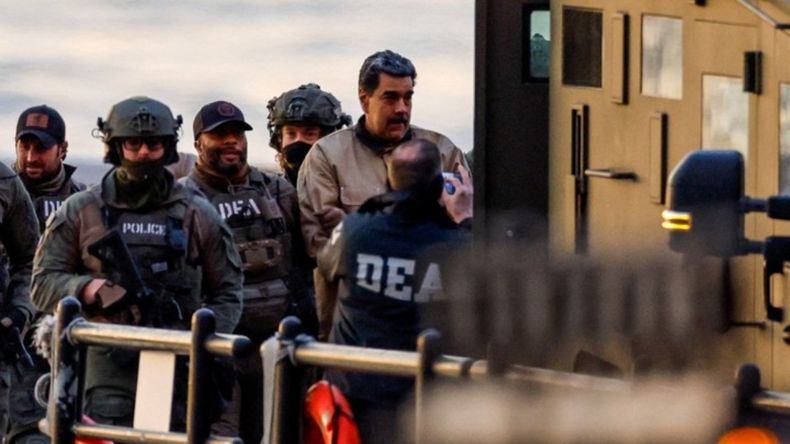 Traslado de Nicolás Maduro (4)