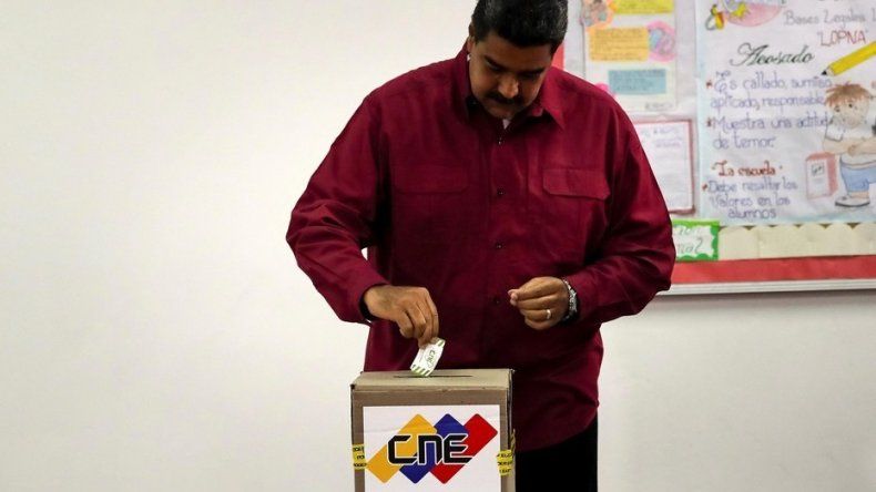 Elecciones presidenciales en Venezuela: Nicolás Maduro fue el primero en votar 