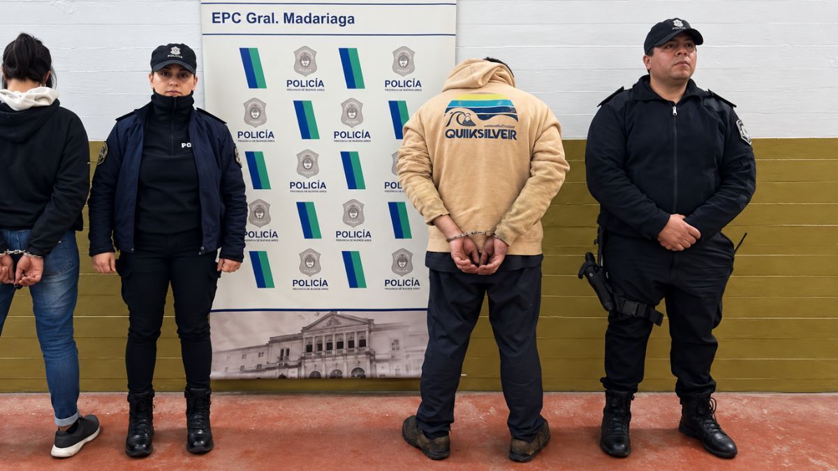 Las cámaras de seguridad los detectaron.