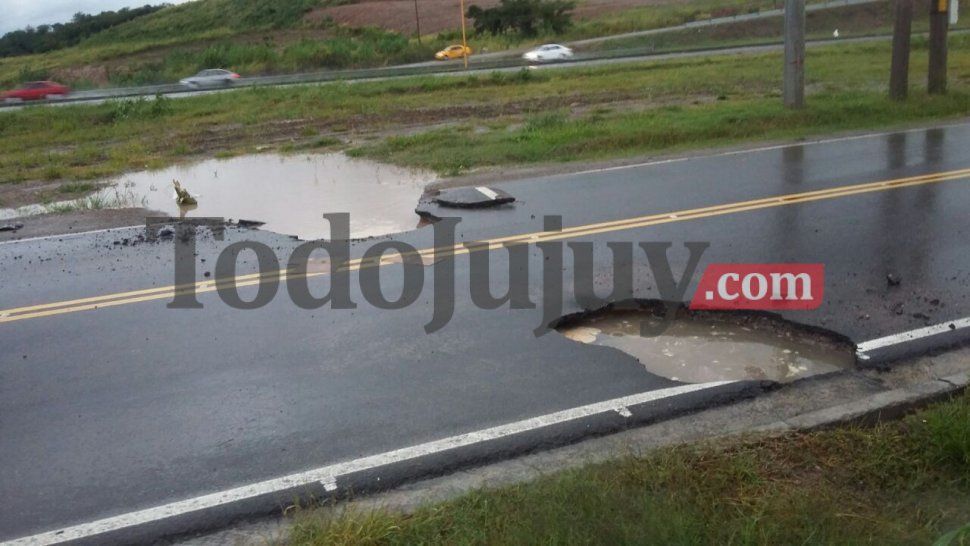 Al momento queda un solo corte de ruta por las lluvias en la provincia