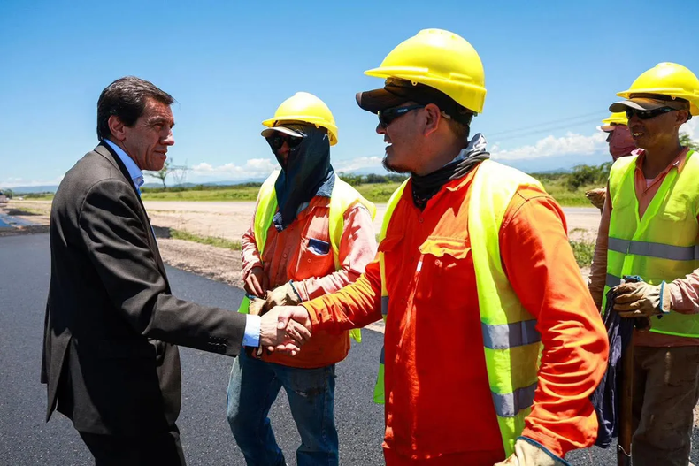 Carlos Sadir en la Ruta 34.