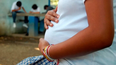 En Argentina, los embarazos adolescentes bajaron 55 por ciento entre 2015 y 2020