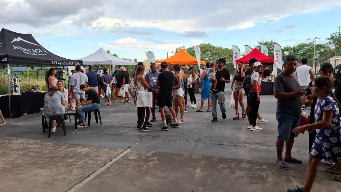 Triatlón: se realizaron las acreditaciones y mañana se corre en El Carmen