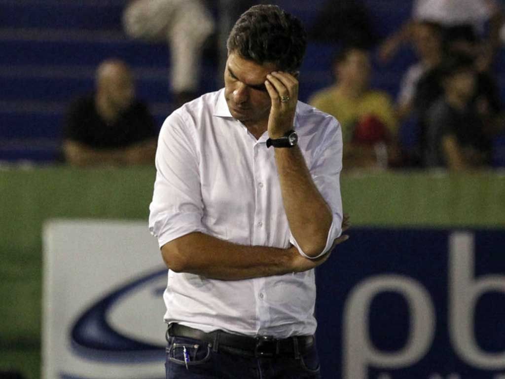 Pellegrino deja Estudiantes