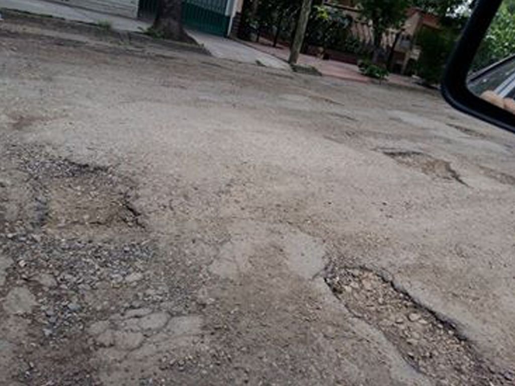 Baches en barrio Santa Rosa