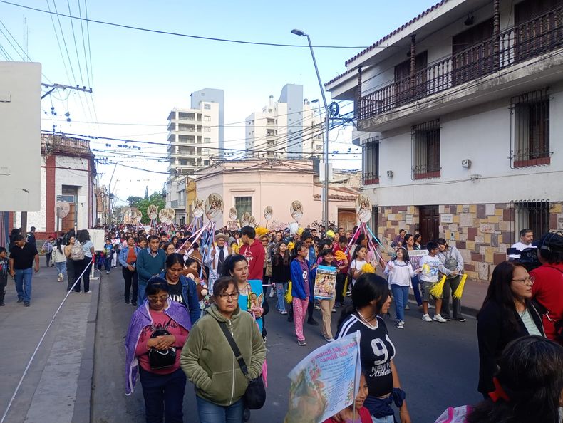 Procesión por la Virgen de Río Blanco