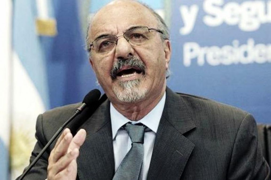Carlos Tomada