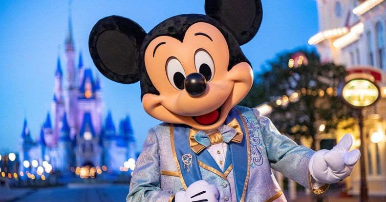 Disney busca empleados en Argentina y paga hasta $400.000 de sueldo.