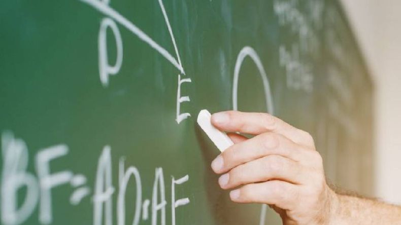 El profesor jujeño que lleva la matemática a YouTube, TikTok e Instagram (Foto ilustrativa)