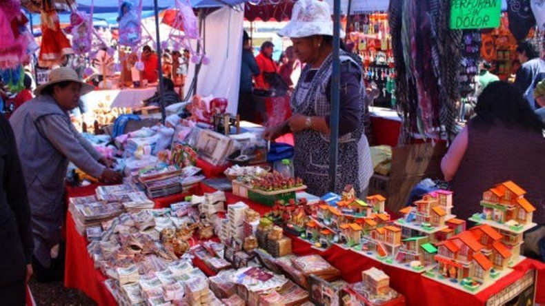Feria la Alasita: tradición de los deseos en miniatura, hoy desde las 10 en Ciudad Cultural