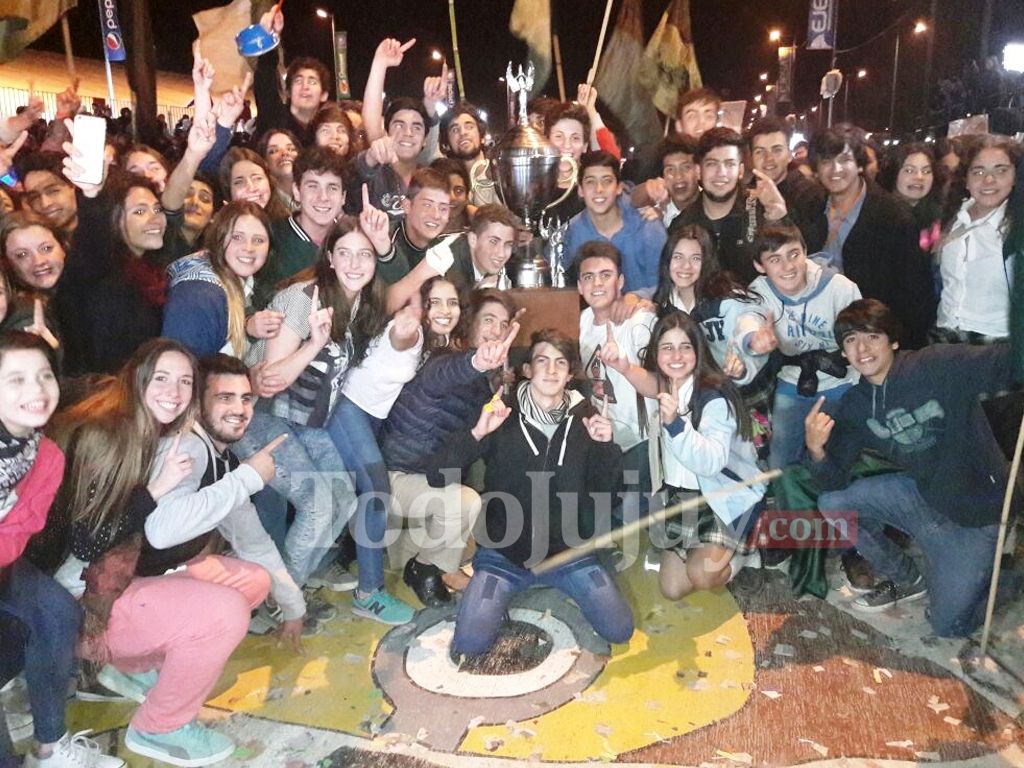 Alegría de los chicos del José Hernández