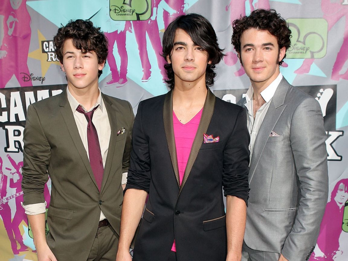 Los Jonas separados