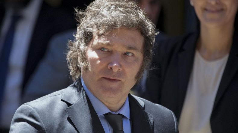 Javier Milei anunció vouchers para útiles y financiamientopara la educación