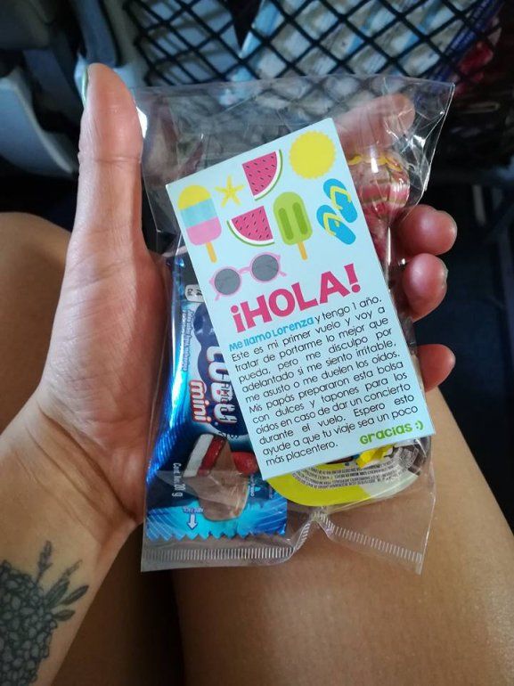 bebe en avion