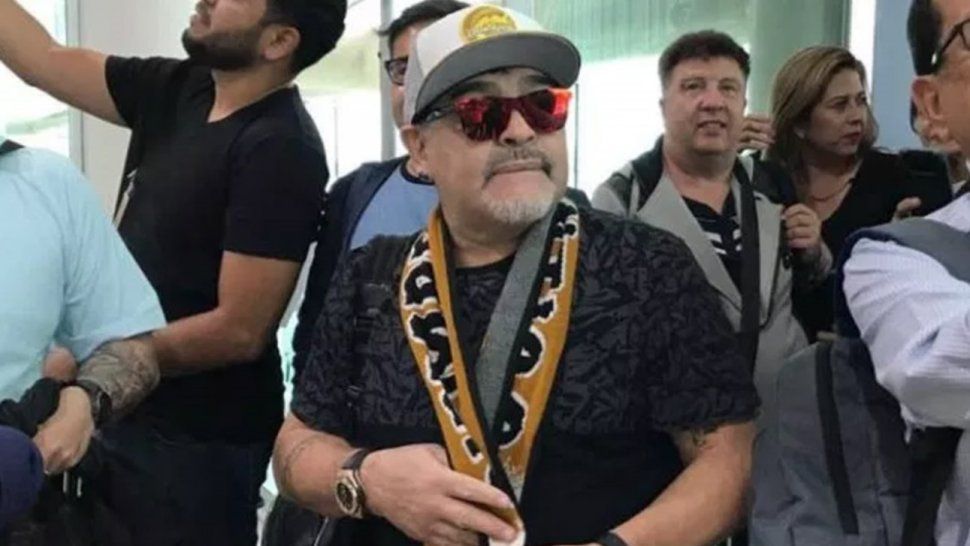 El excéntrico pedido de Maradona y el millonario contrato con el Dorados