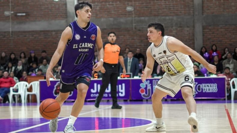 El Carmen Básquet cerró la fase regular con puntaje perfecto.