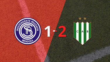Banfield le dio vuelta el partido a Independiente Riv. (M) con un 2-1