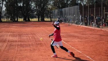 Tenis: buena presentación de Valentino Ancasi en el Nacional