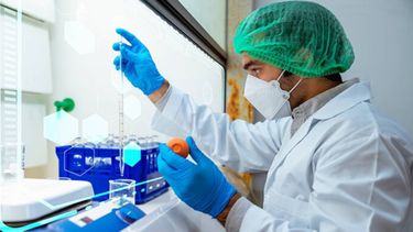 La mitad de los preinscriptos a Medicina tiene menos de 25 años y es del Ramal