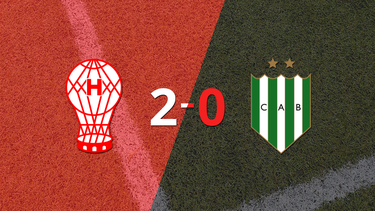 En su casa, Huracán derrotó por 2-0 a Banfield